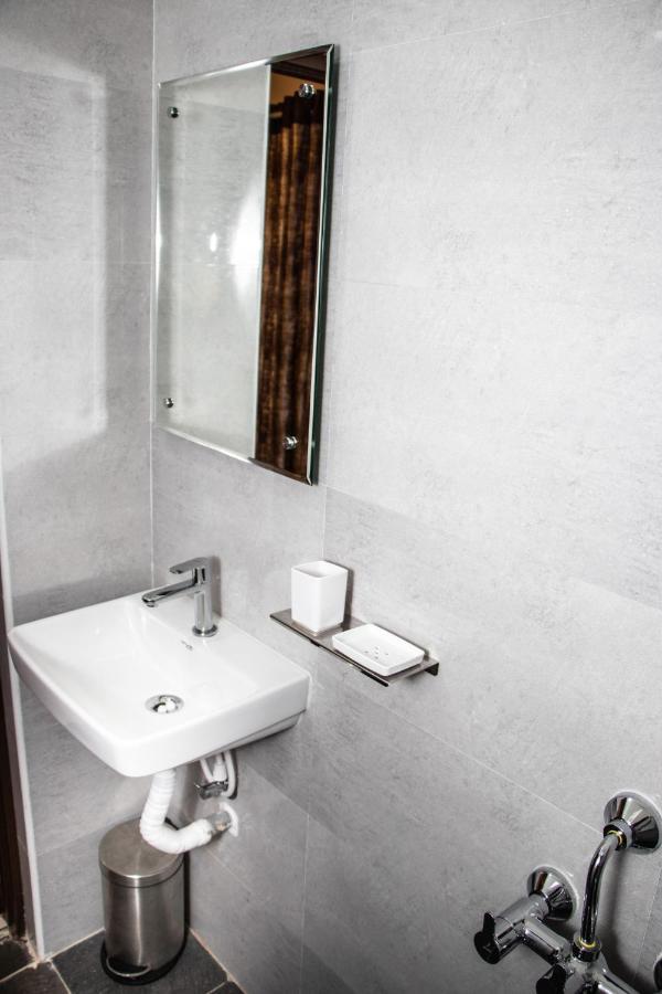 Hotel Mountview Comforts Tirupati Exteriér fotografie