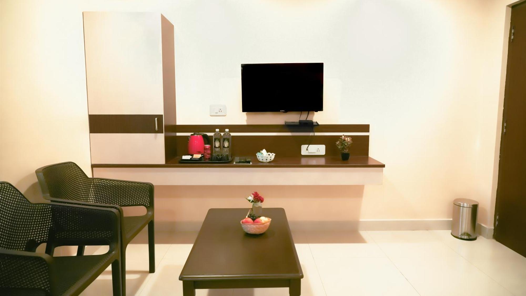 Hotel Mountview Comforts Tirupati Exteriér fotografie